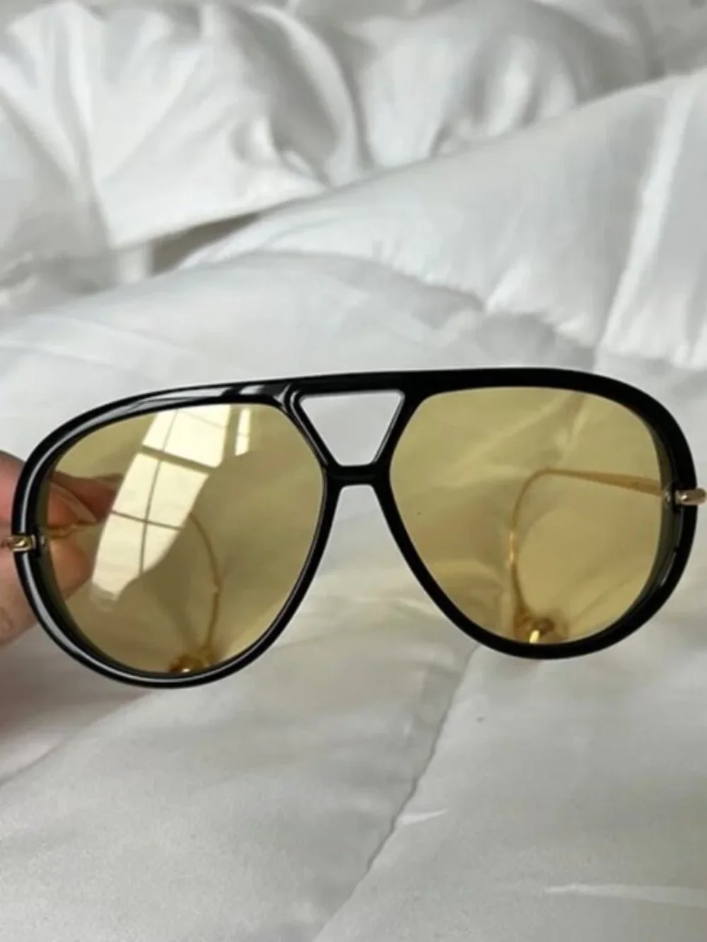 Bottega Veneta Unique Gold-Detail Aviator Sunglasses - Picture 3 of 5